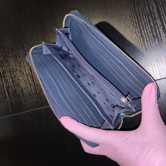 Kate Spade New York Chelsea Delightful Dot Wallet - Picture 4 of 7